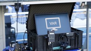 Miguel Ribeiro recorda apelo da UEFA sobre uso do VAR