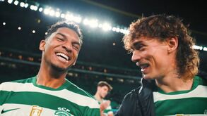 Luís Guilherme feliz... e interrompido por Mangas: Sporting mostra bastidores da vitória sobre o Famalicão