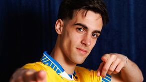 Peixinho renovou com o Estoril