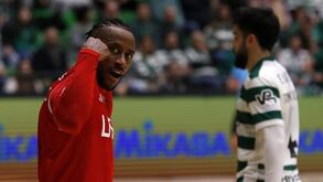 Pany Varela festeja depois de marcar ao Sporting