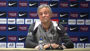 Luis Enrique reage ao caso Prestianni-Vinícius com relutância e... caretas