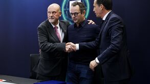 Pedro Proença assina protocolo com Gonçalo Lopes e Carlos Mota Carvalho