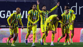 Jogadores do Tondela a celebrar 
