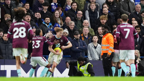 Flemming fixou o resultado final do Chelsea-Burnley