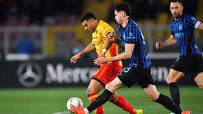 Inter vence Lecce e amplia para 10 pontos a vantagem sobre o segundo classificado