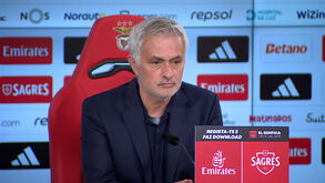 A resposta de Mourinho quando questionado se admitia ter errado nas declarações que fez após o Benfica-Real Madrid