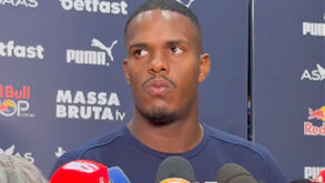 Gustavo Marques pede desculpa a árbitra após comentário machista: «A minha mulher já me xingou...»