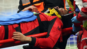 Loftus-Cheek transportado de urgência para o hospital após choque violento no Milan-Parma