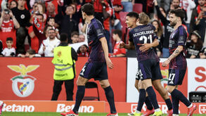 Bah felicitado após marcar ao AVS SAD