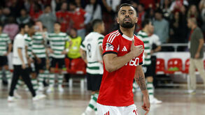 Diego Nunes marcou, no último segundo, o golo da vitória do Benfica frente ao Sporting