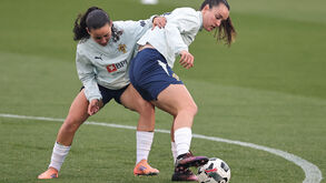 Nádia Bravo e Daniela Areia Santos no treino da Seleção feminina
