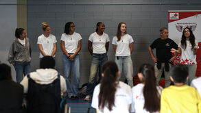 Sporting visitou instituição