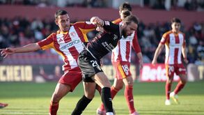 Duelo no AVS-E. Amadora