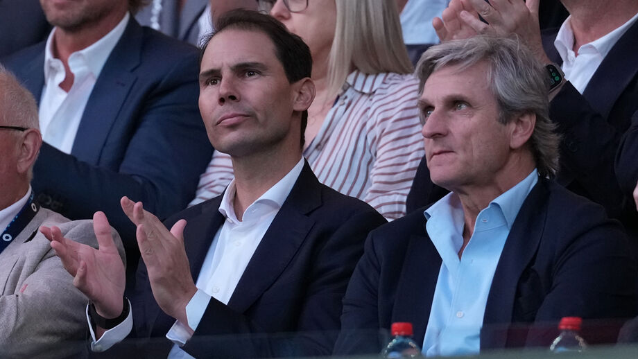 Nadal a assistir à final do Open da Austrália entre Alcaraz e Djokovic 