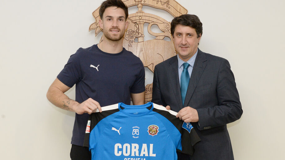 O reforço espanhol e o presidente Carlos André Gomes