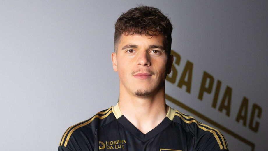 Pedro Rosas é reforço do Casa Pia