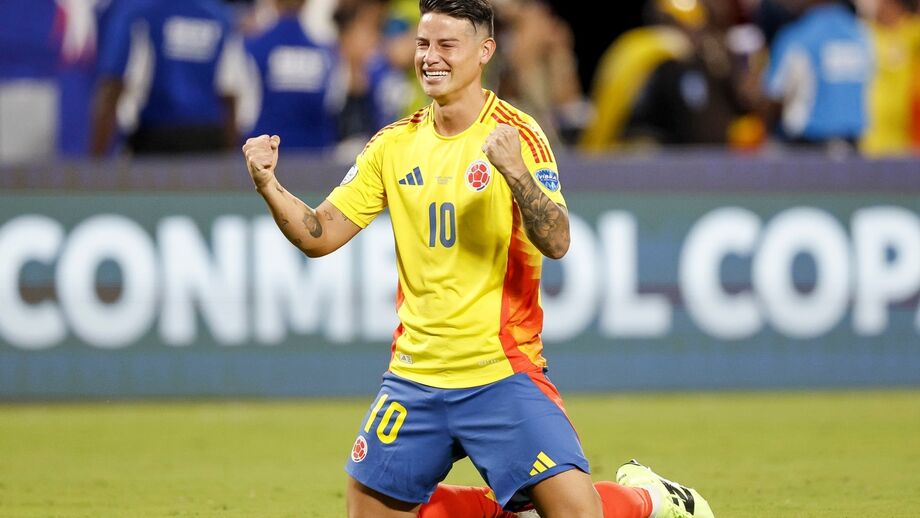 James Rodríguez avalia opções para futuro