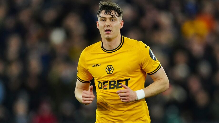 Wolves critica Larsen após saída, adeptos discordam