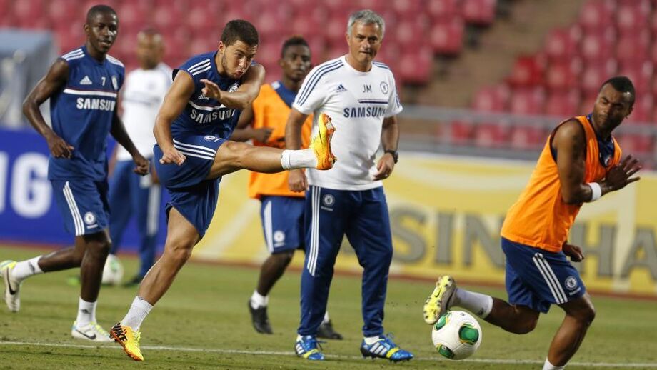 Hazard e Mourinho nos tempos do Chelsea