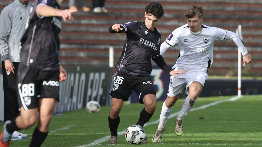 Oito emblemas disputam a subida à 2.ª Liga