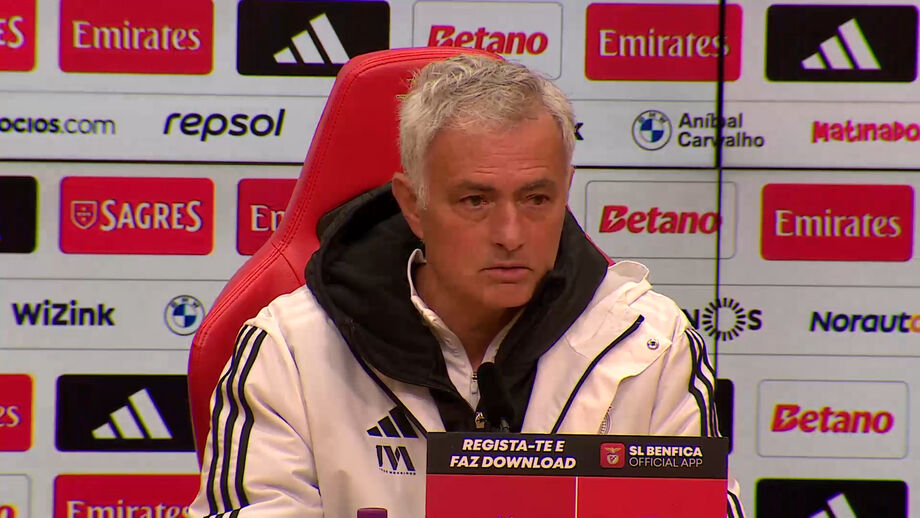 Treinador do Benfica diz que todas as opções fazem falta