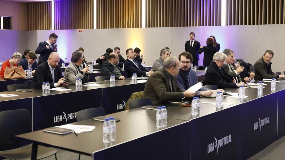 Clubes da 2.ª Liga criticam chumbo da distribuição do mecanismo da UEFA