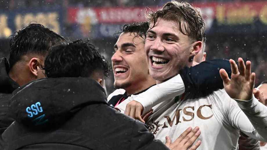 Rasmus Hojlund dá a vitória ao Nápoles 