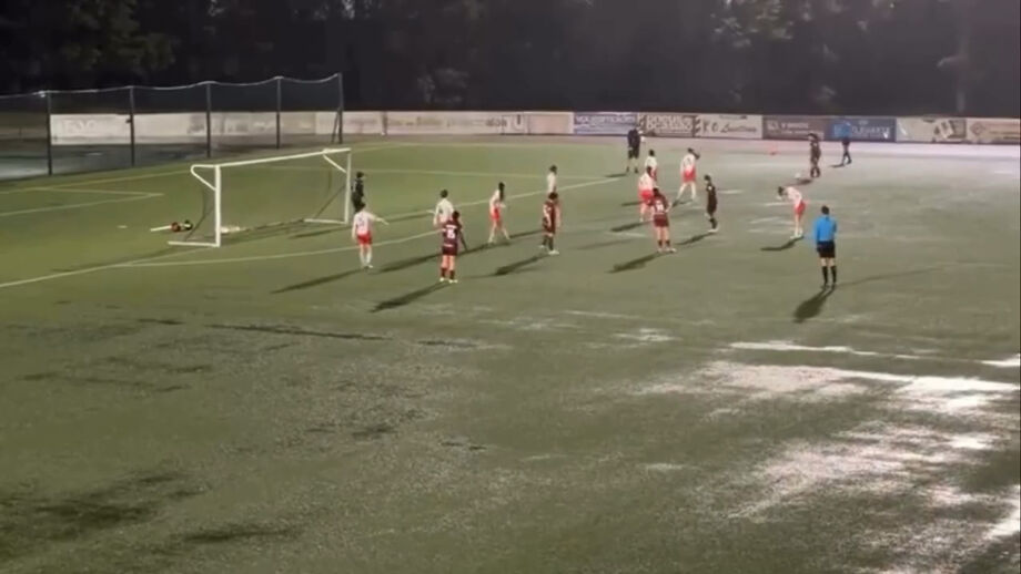 Clube critica ainda as decisões do treinador do Macieira de Cambra e da equipa de arbitragem, que optaram por continuar o jogo