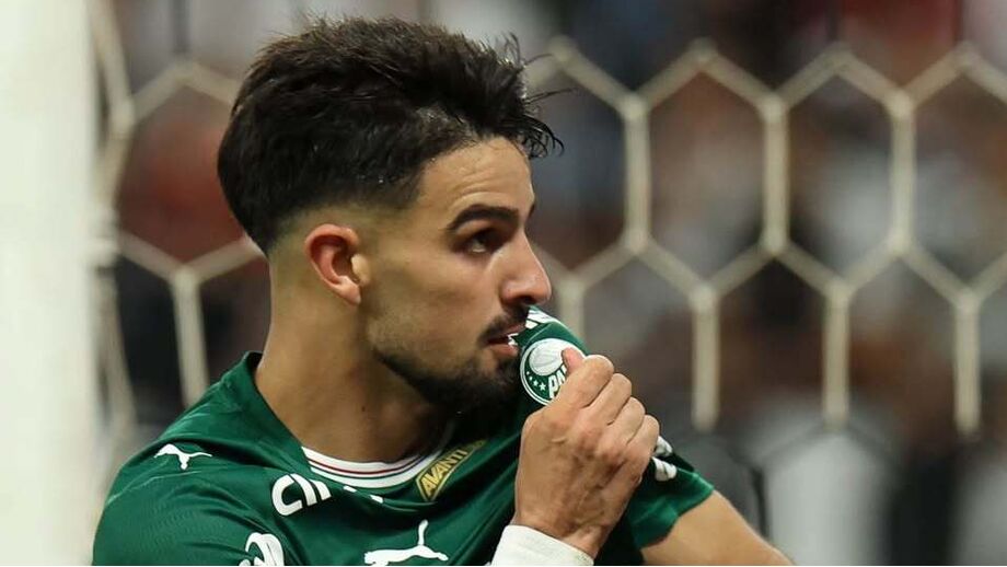 Flaco López deu a vitória ao Palmeiras frente ao Corinthians