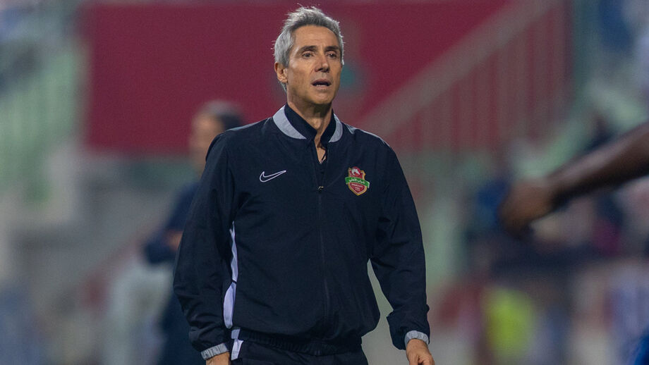 Shabab Al Ahli, de Paulo Sousa, perdeu com o Machida Zelvia