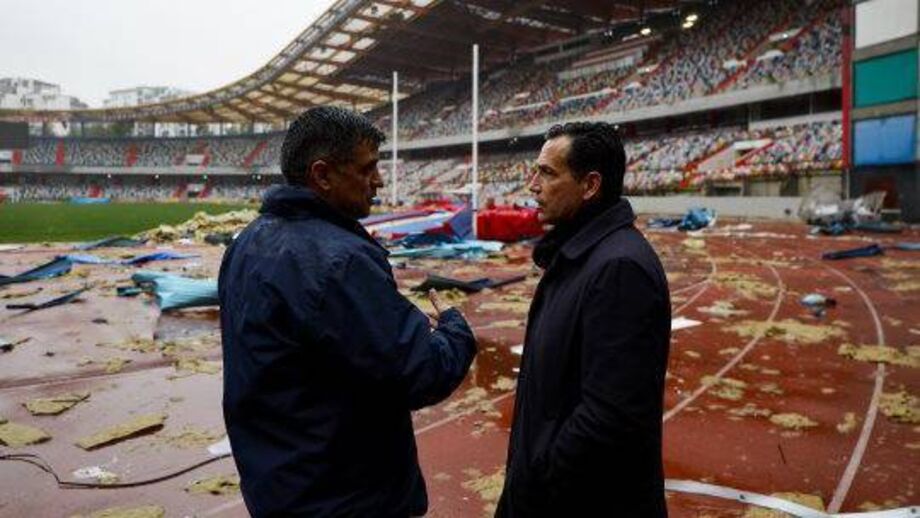 Pedro Proença visita estádio da U. Leiria para avaliar efeitos do mau tempo