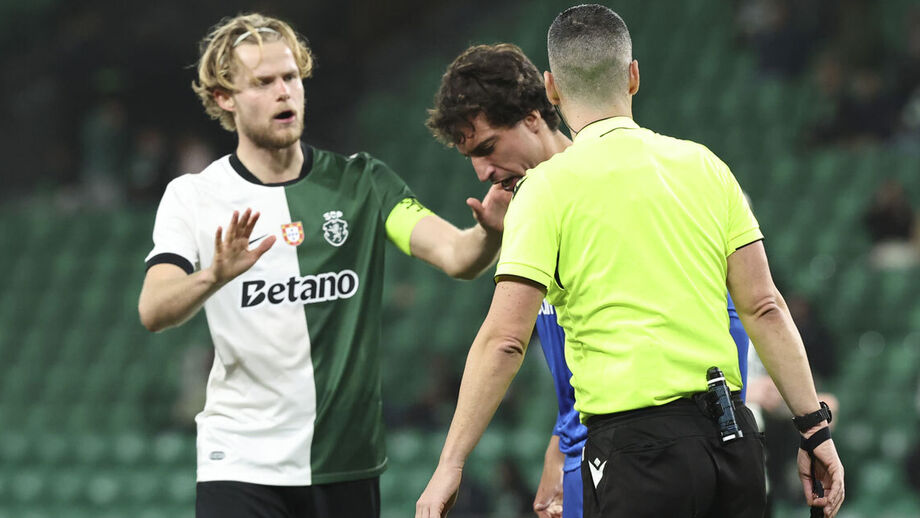 FC Porto queixa-se de agressão de Hjulmand a Galletto no Sporting-AVS