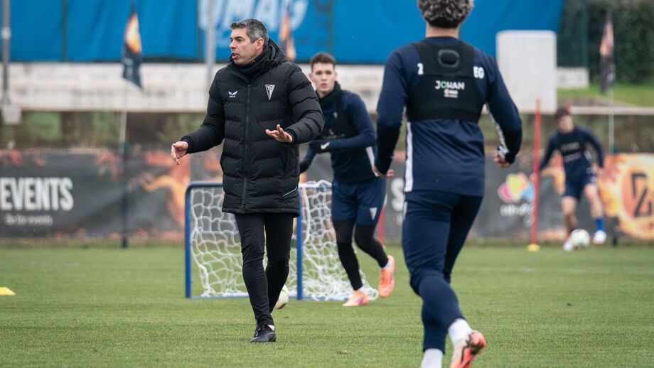 Nuno Campos conduziu a sua equipa aos quartos-de-final da Taça da Hungria