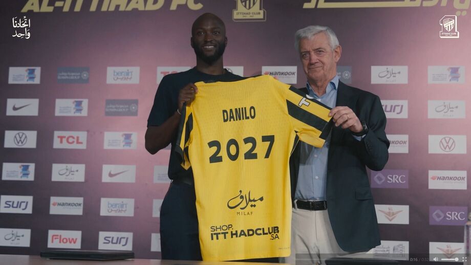 Danilo Pereira renova contrato com Al-Ittihad até 2027