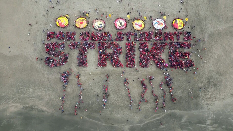 Mais de 50 mil alunos estão sem aulas