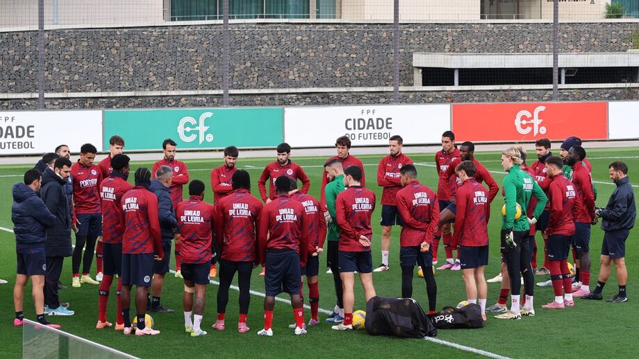U. Leiria a treinar na Cidade do Futebol