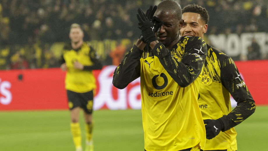 Serhou Guirassy bisou frente ao Mainz