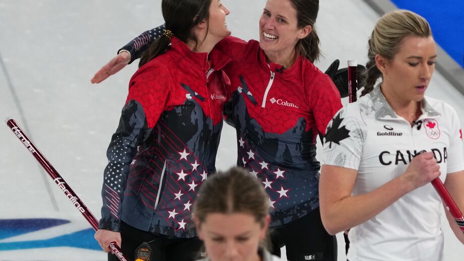 Equipa de curling dos EUA vence o Canadá nos Jogos Olímpicos