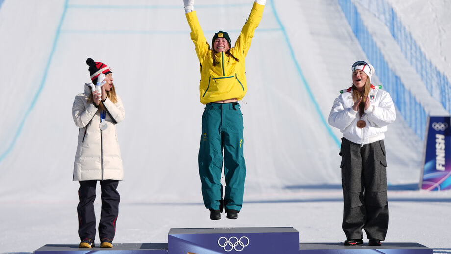A snowboarder Josie Baff deu à Austrália a sua segunda medalha de ouro 