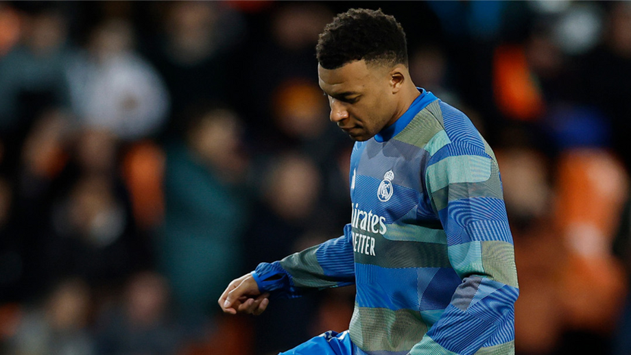 Kylian Mbappé durante o aquecimento