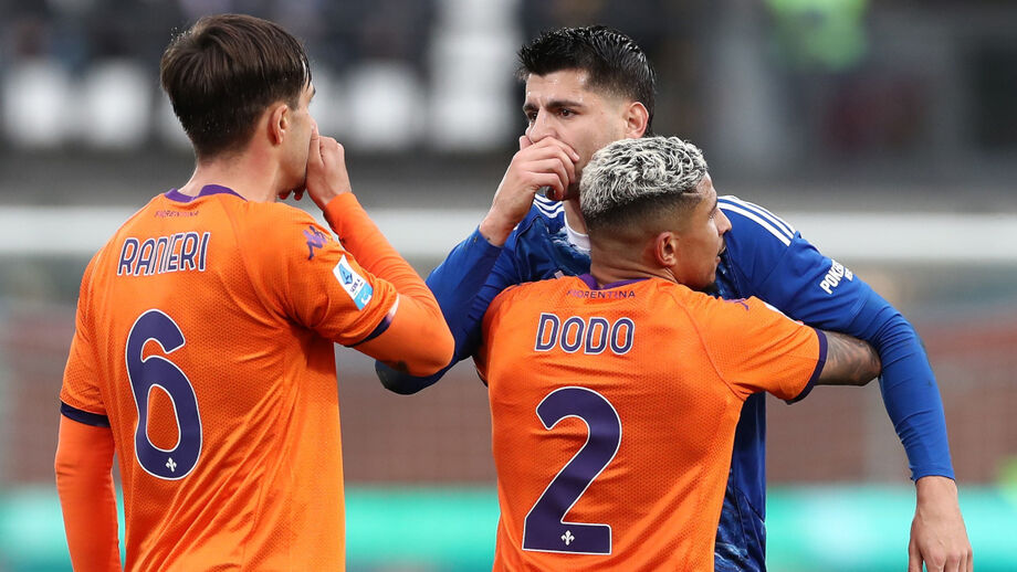 Álvaro Morata envolveu-se num bate-boca com Luca Ranieri, que lhe valeu o segundo amarelo