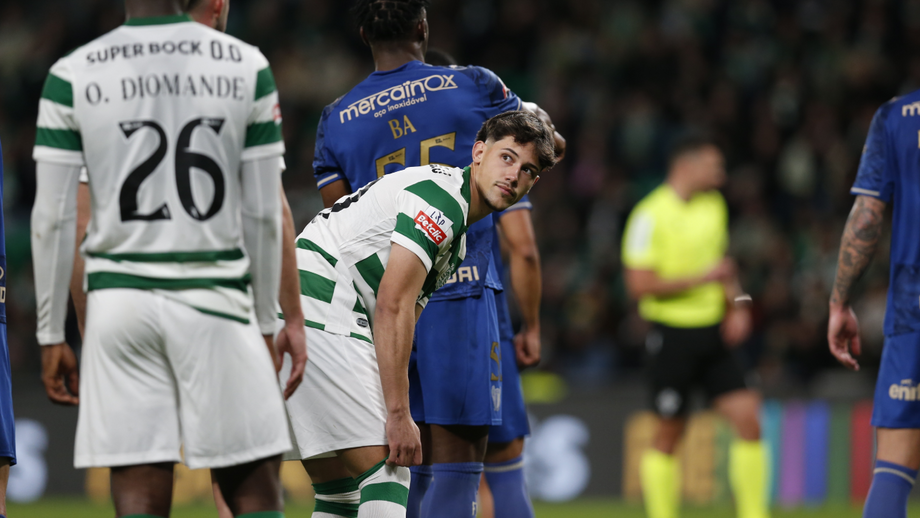 Rafael Nel fez a estreia pelo Sporting em Alvalade