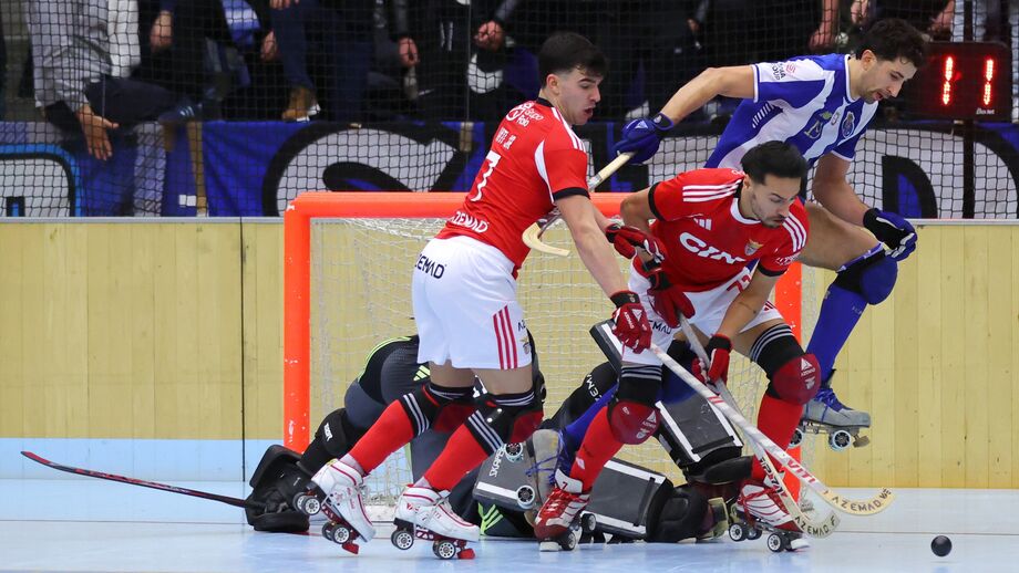 Benfica empata com FC Porto (4-4) nos minutos finais da partida