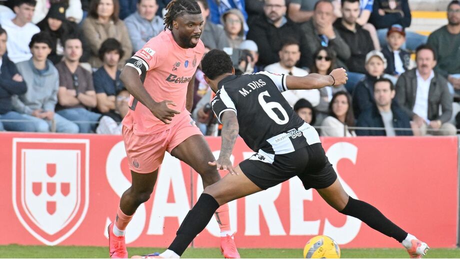 Moffi jogou 17 minutos contra o Nacional