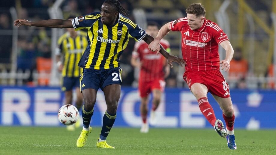 Elliot Anderson em destaque