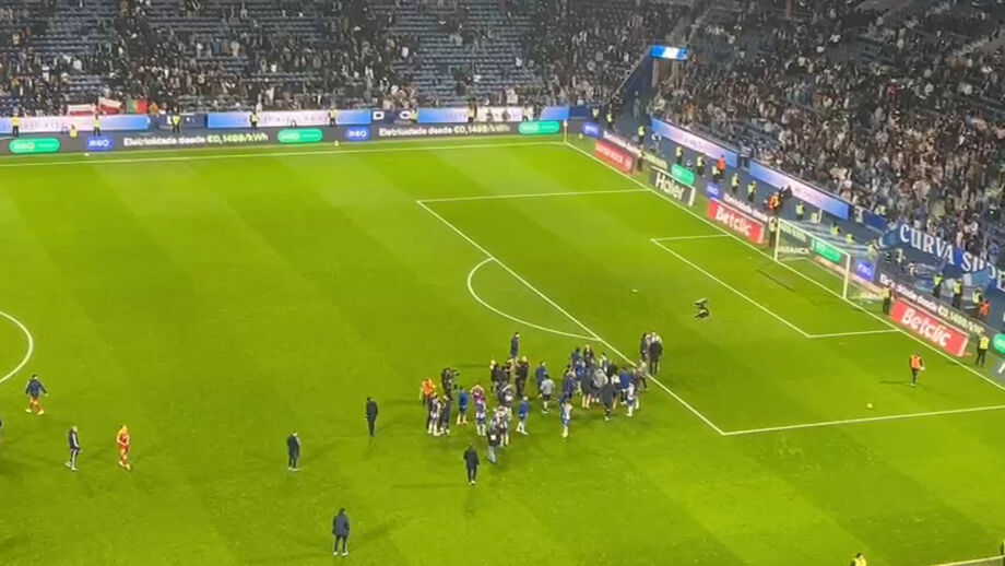 Jogo marcado por lance polémico no final da primeira parte