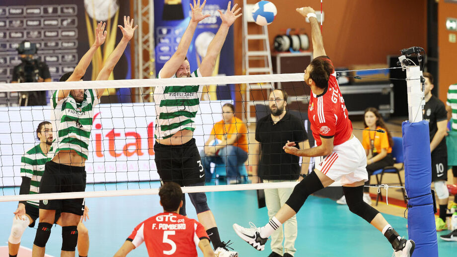 Albufeira recebe jogo de voleibol entre o Sporting CP e o SL Benfica