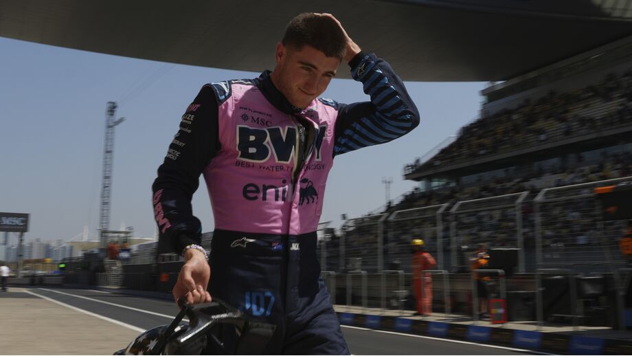 Jack Doohan, piloto da Alpine em 2025, durante o GP da China