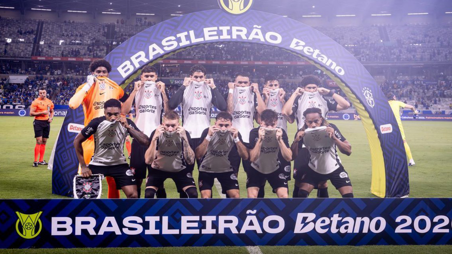 Antes do início da partida frente ao Cruzeiro