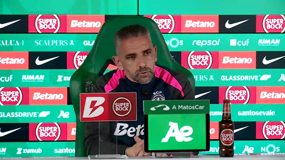 Treinador focado no jogo com o Estoril